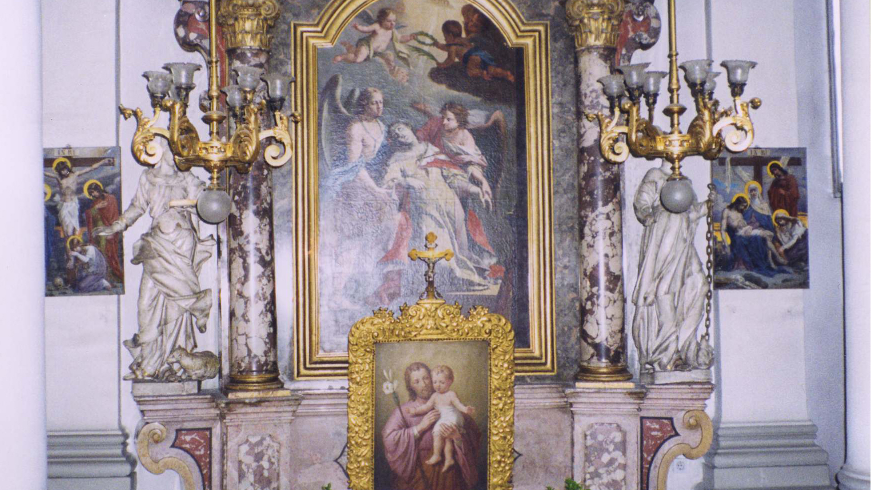 Ursuline Church of the Holy Trinity (Saint Trinity Church)