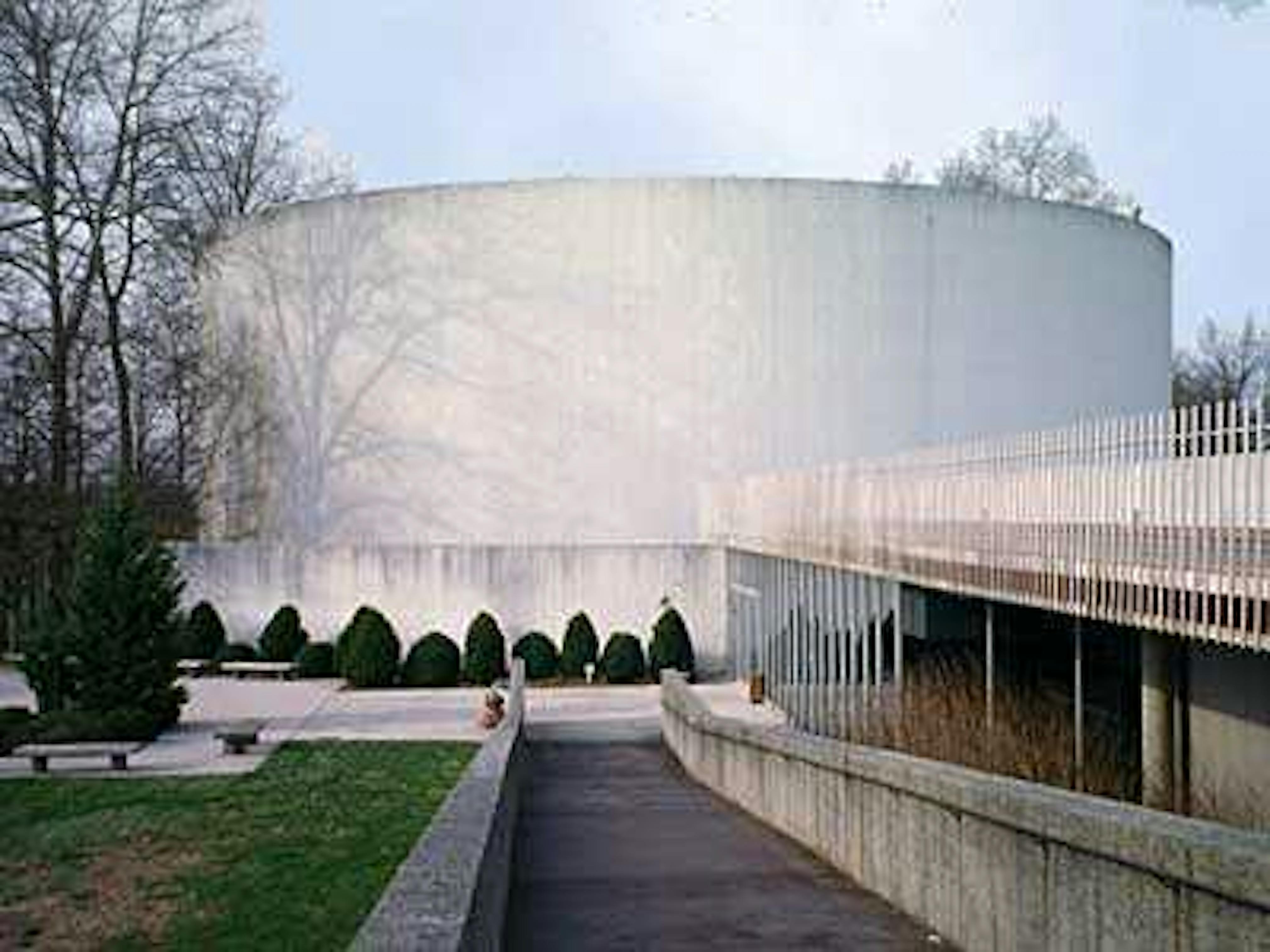 Cyclorama Center