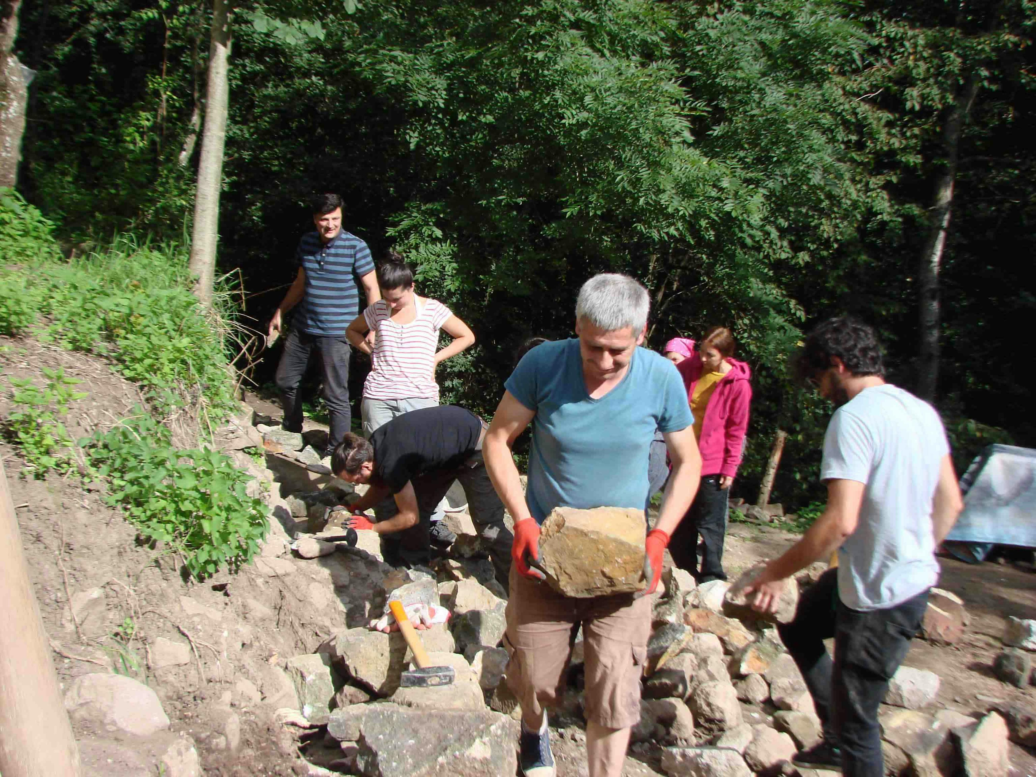 Dry stone masonry workshop during Heritage Week, 2016
