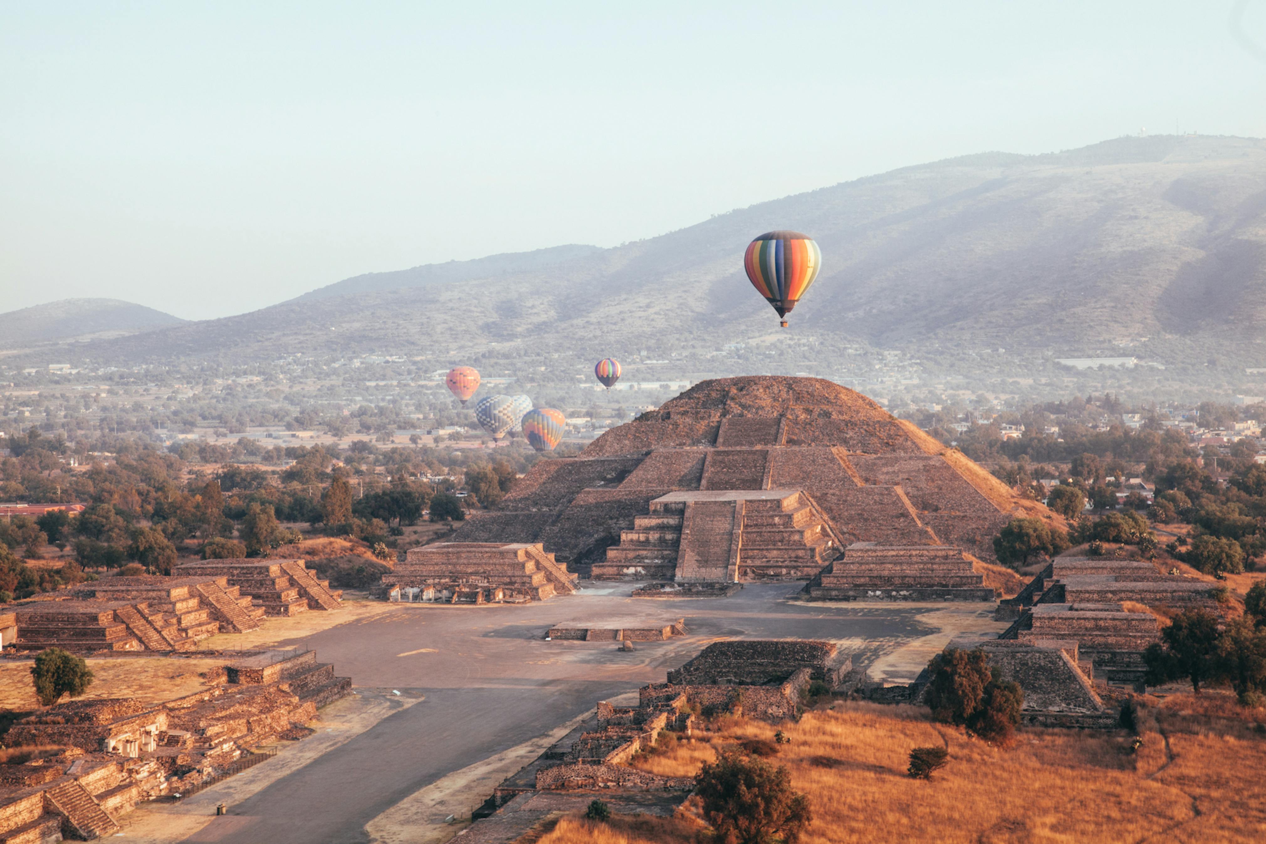 54 teotihuacan shutterstock 1650126379