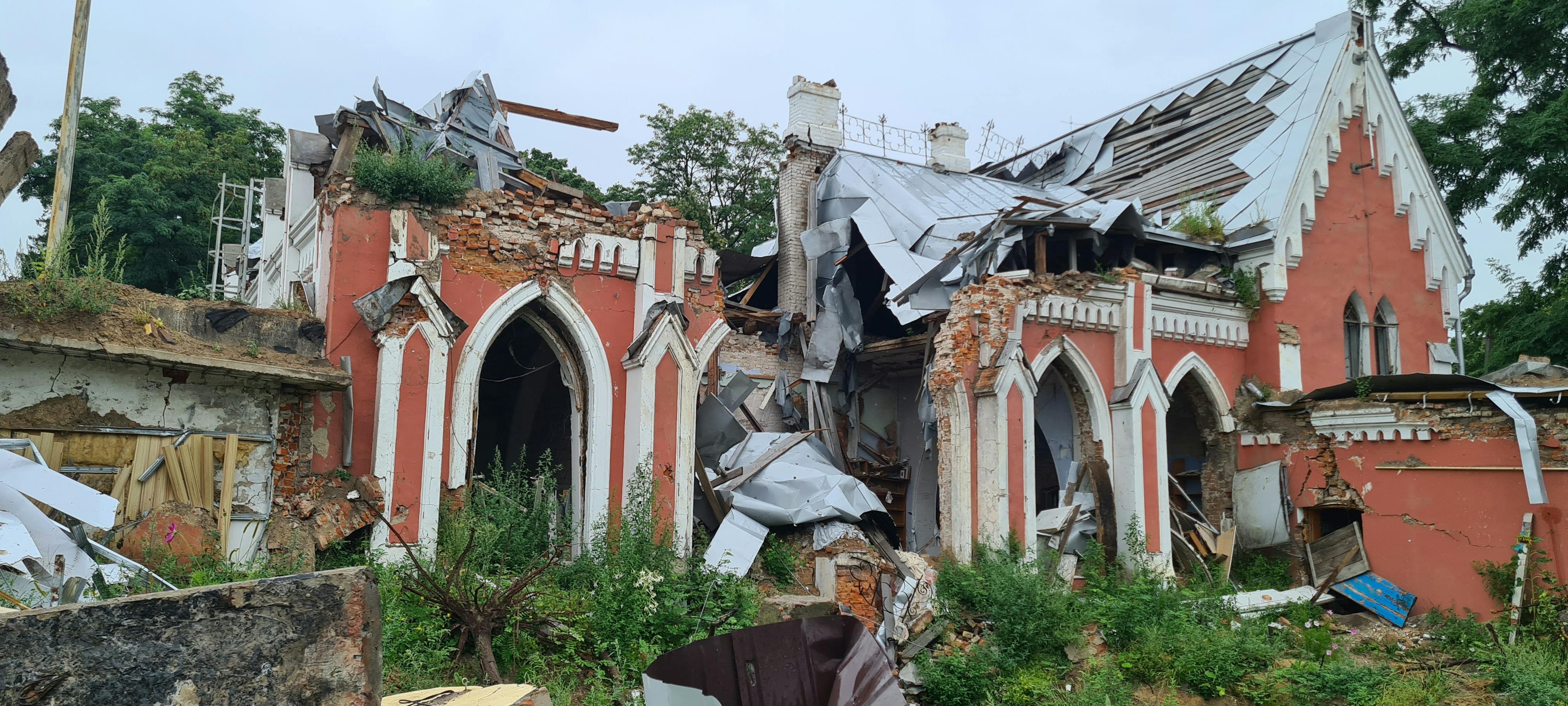 Tarnovsky Museum of Ukrainian Antiquities/Library of Youth in Chernihiv, 2022. Photo by Oleksandr Kucherov.