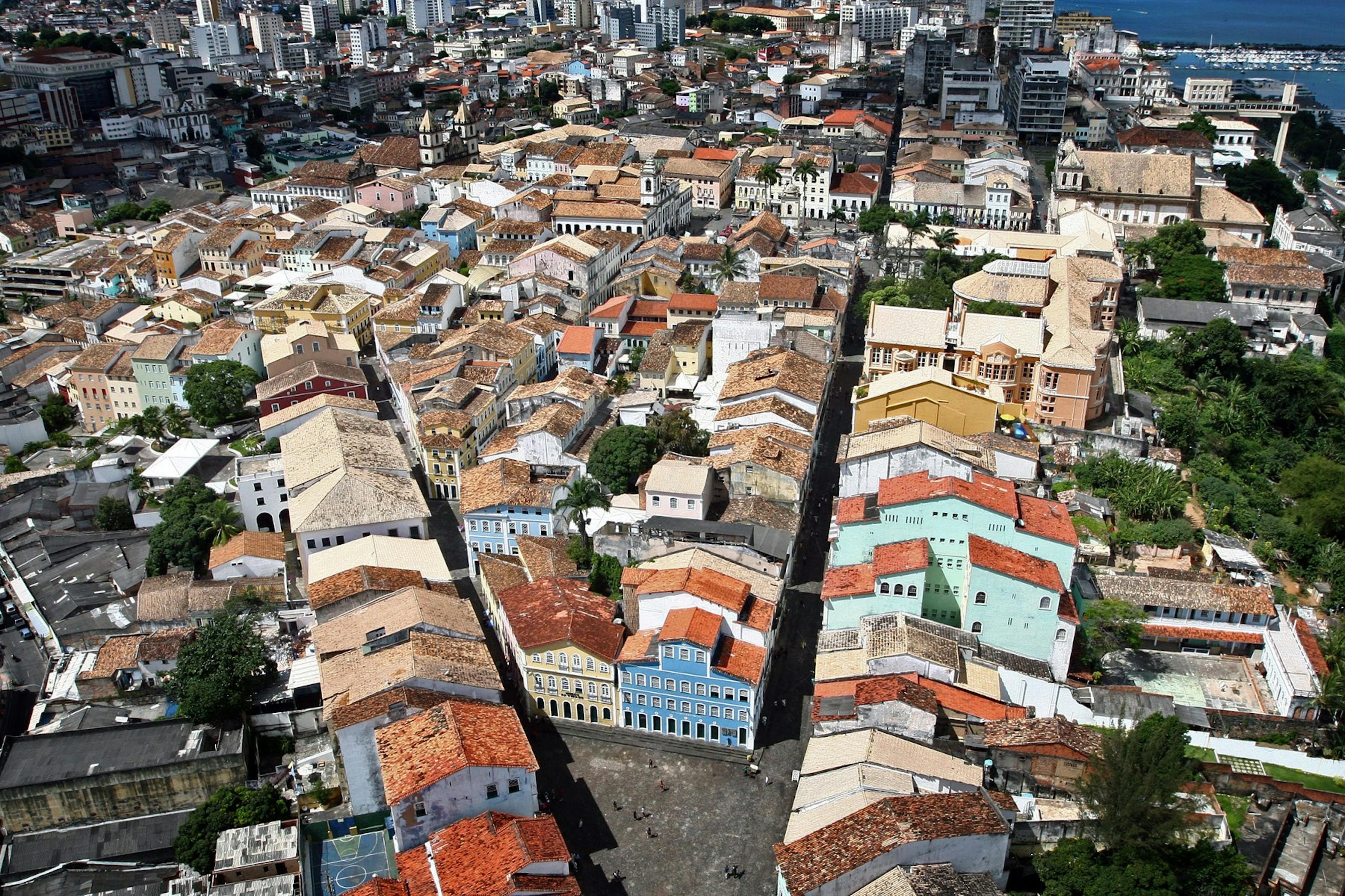 6b bra salvador