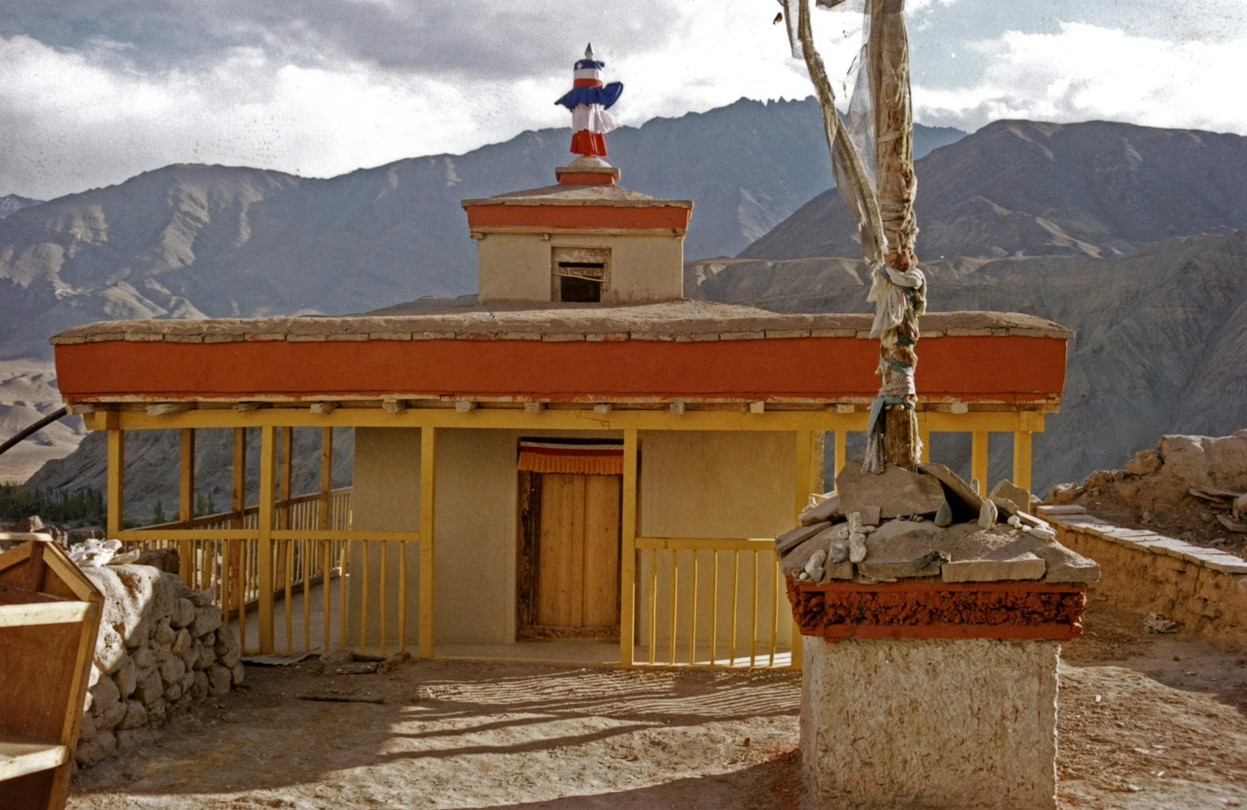 Façade of Chamchung temple after conservation, 2001