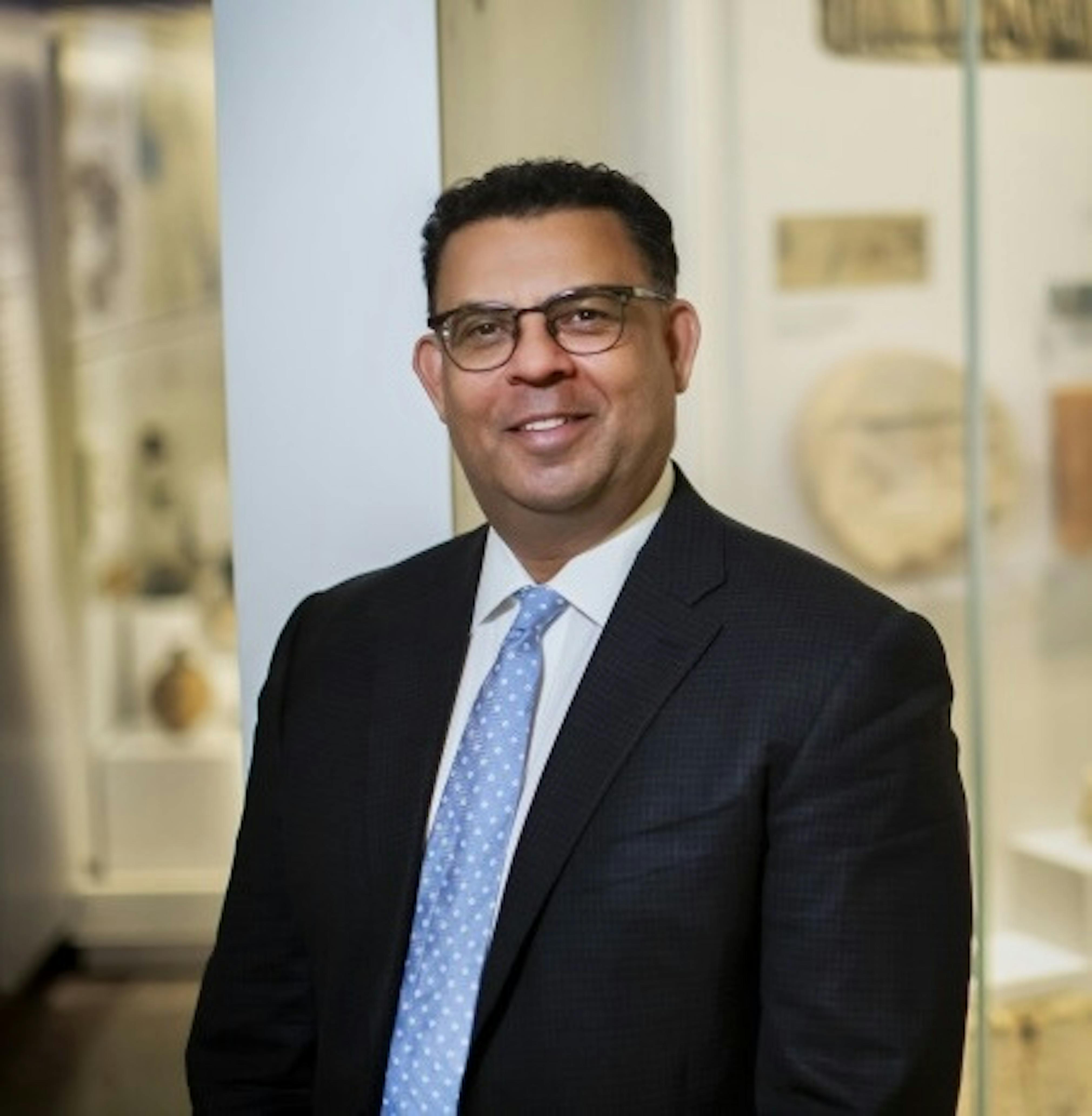 Chris Woods in the Middle East Galleries credit Eric Sucar 1