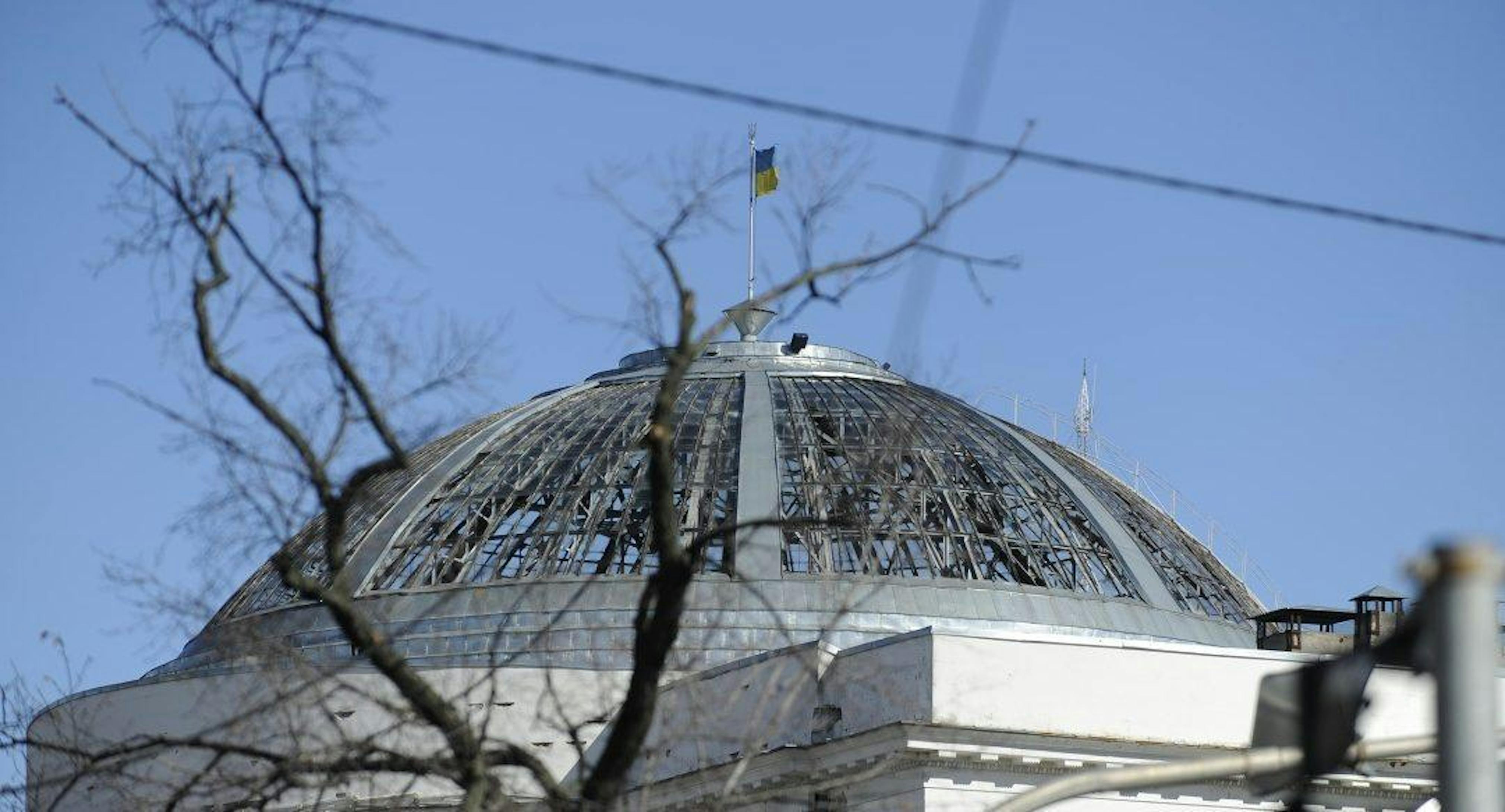 UKR Kyiv Teachers House Dome 20221010 cropped