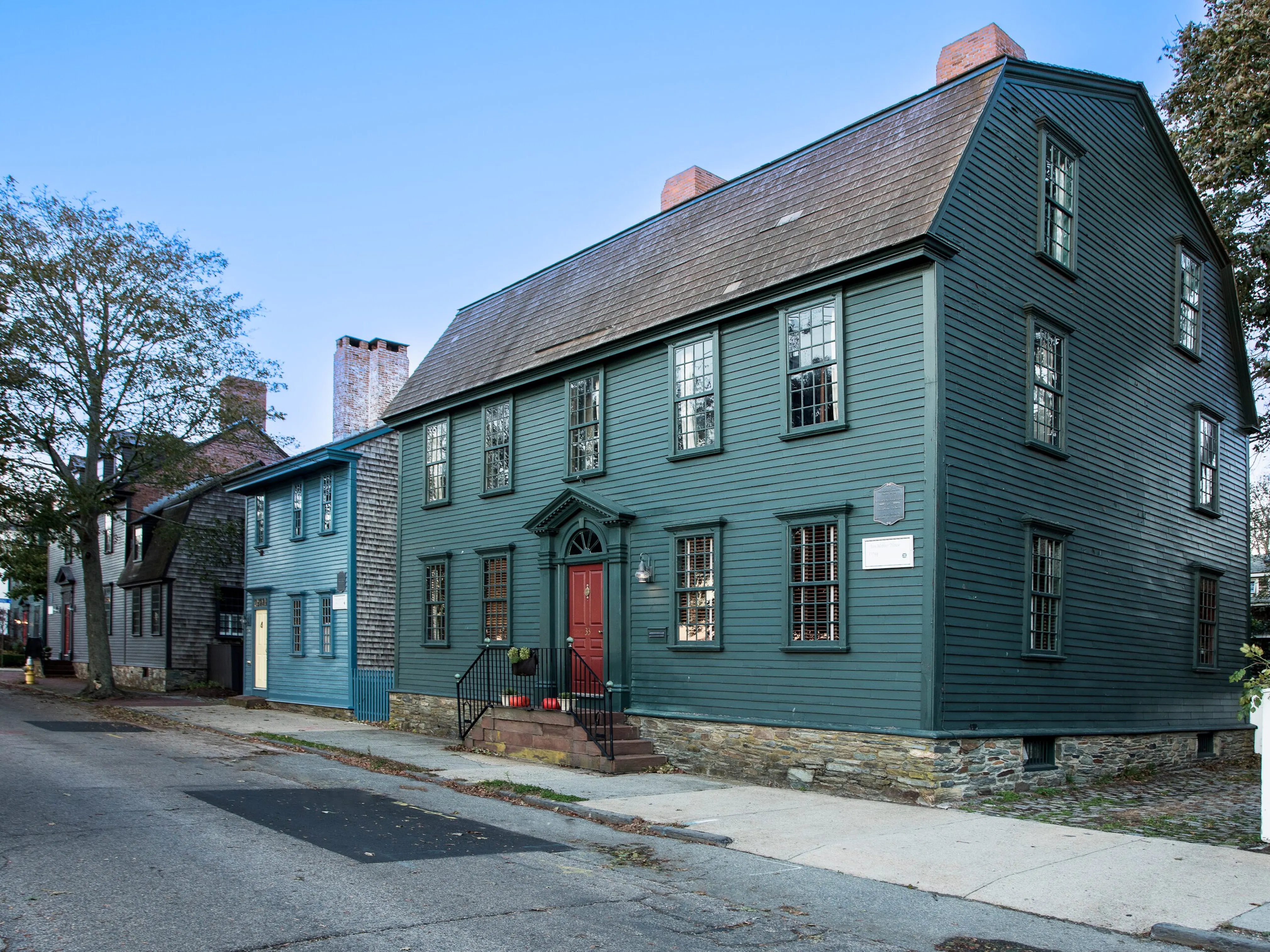 USA Newport Restoration Pres Properties Washington St