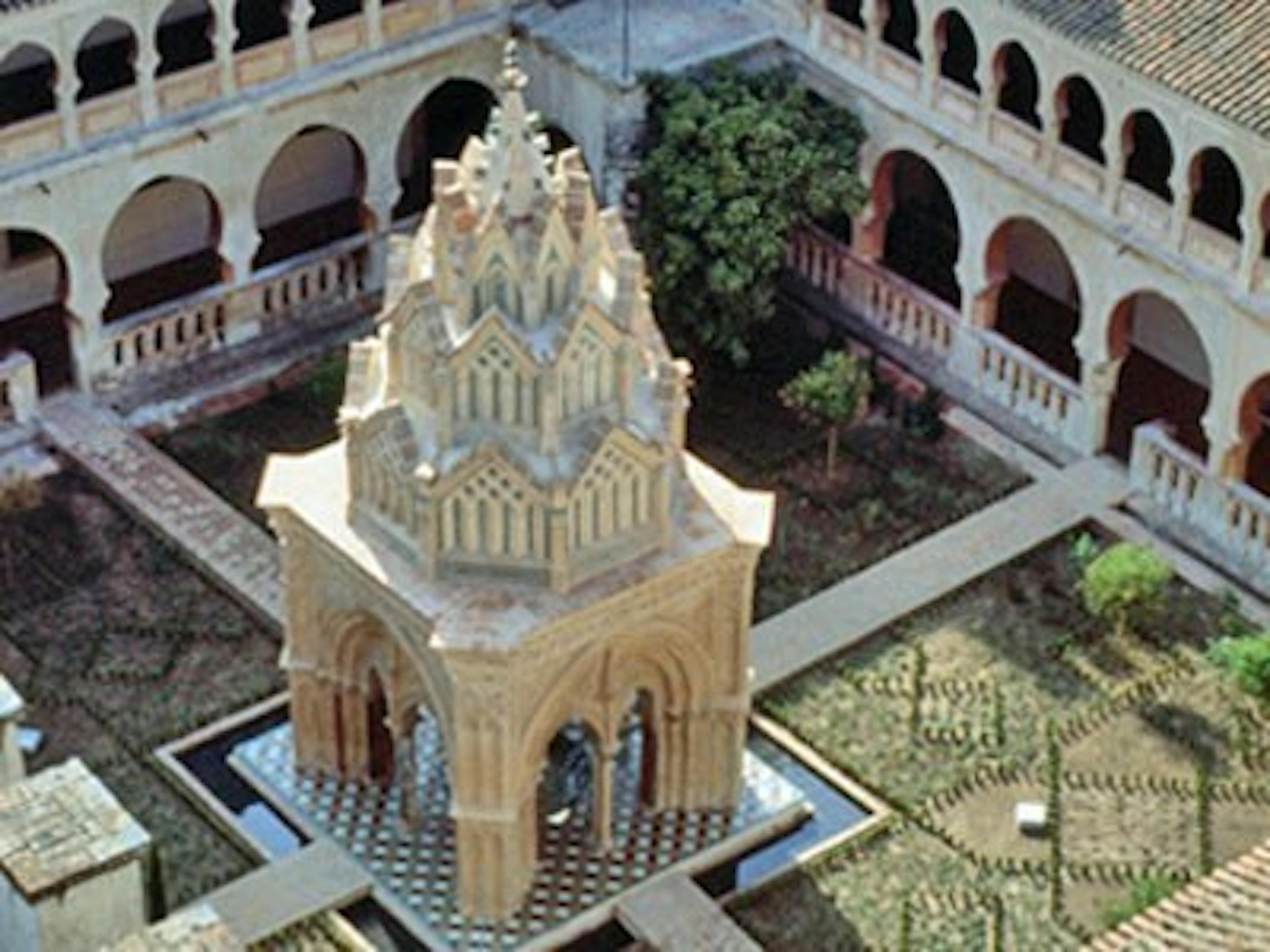 A5 9 ESP Guad cloister fountain