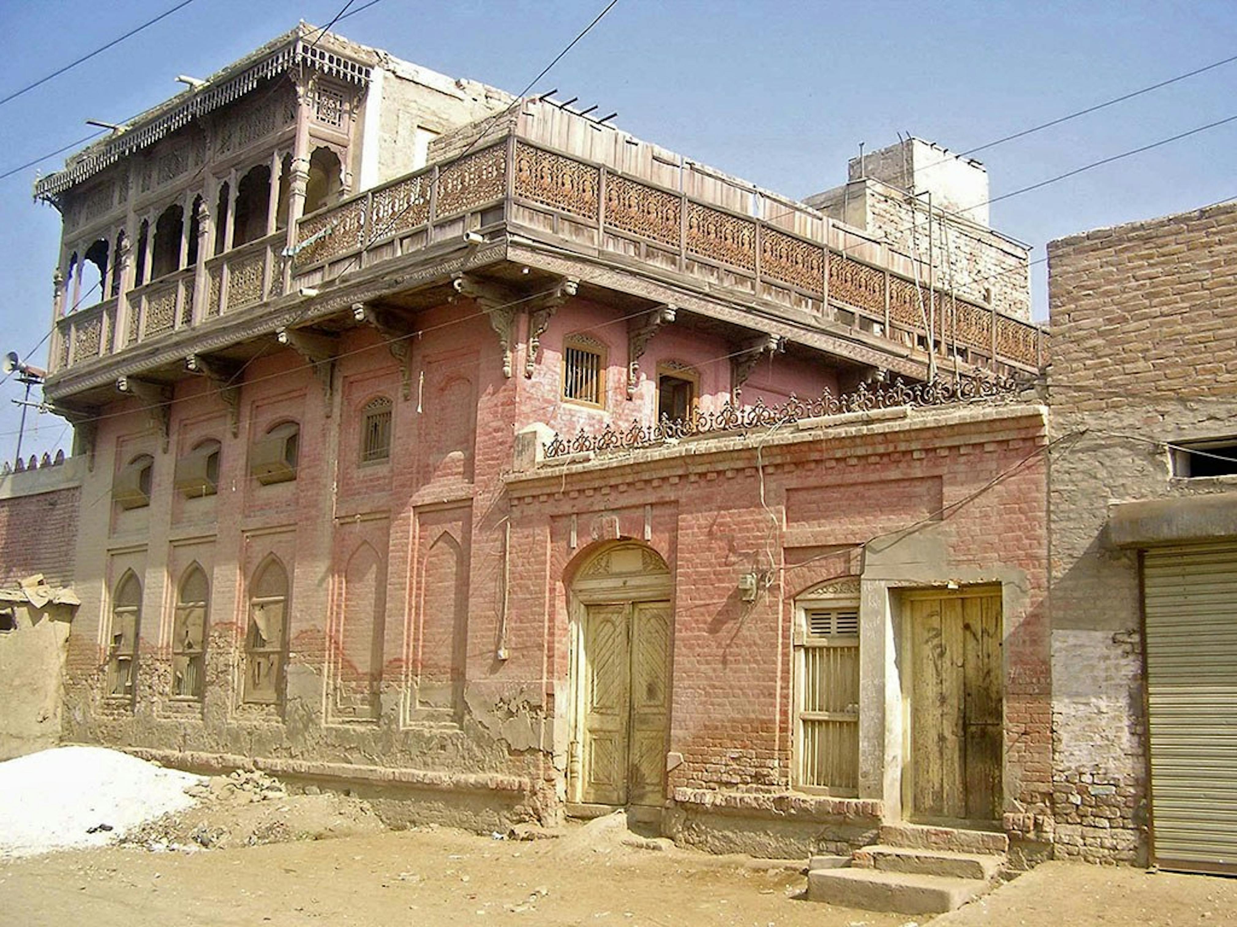 Shikarpoor Historic City Center