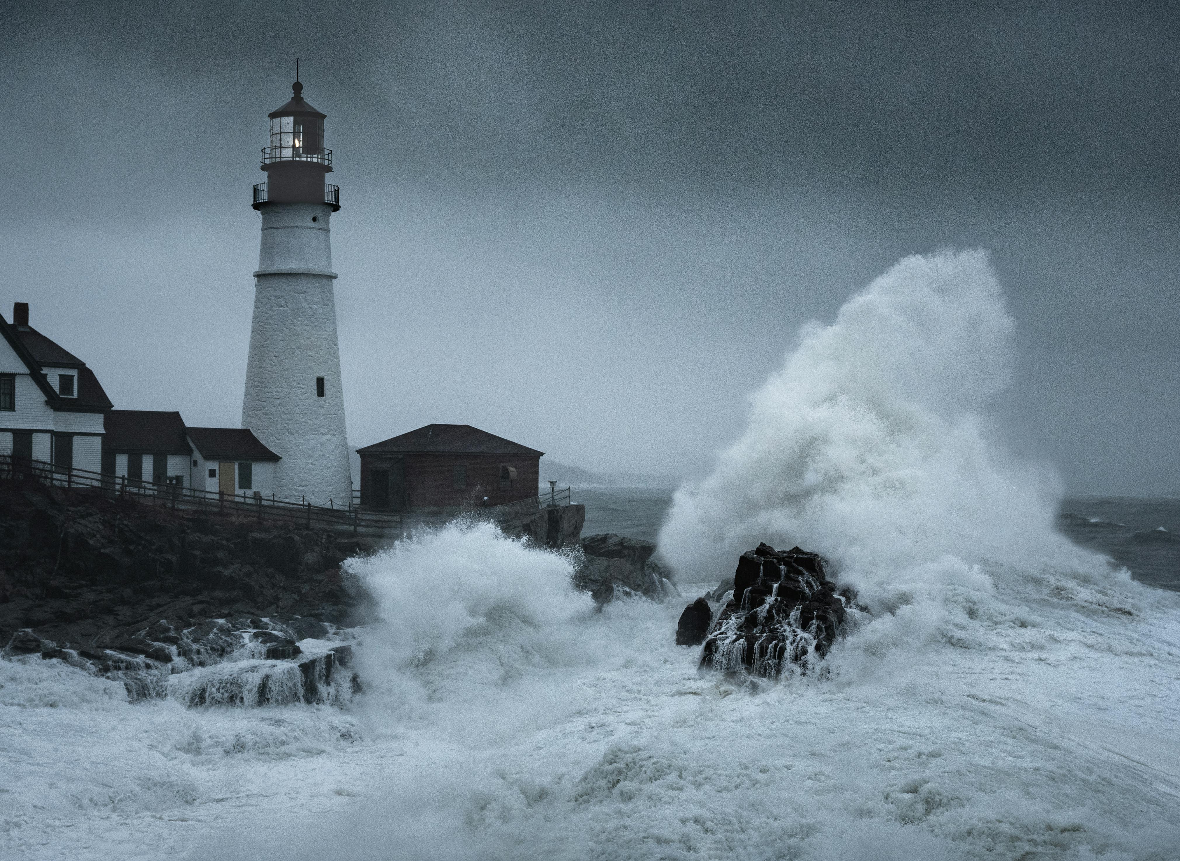 USA_Historic Lighthouses of Maine_Portlandhead Storm_03